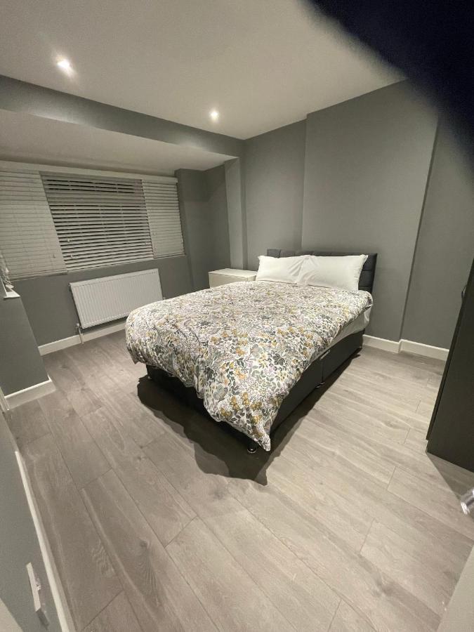 Vale Nky Apartment Rooms Londra Exterior foto