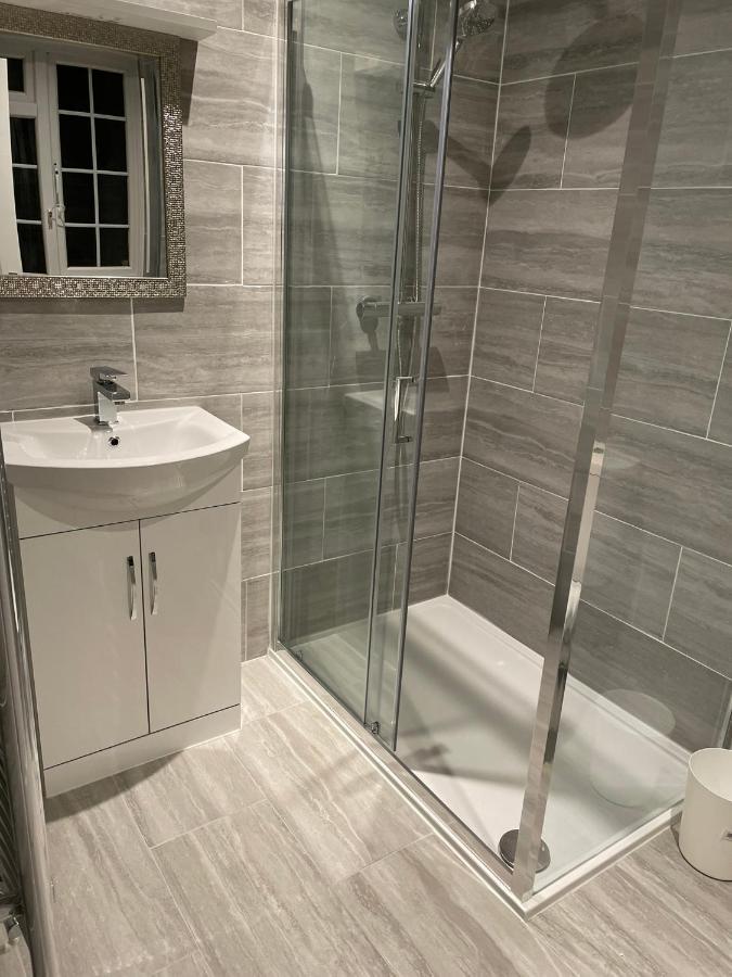 Vale Nky Apartment Rooms Londra Exterior foto