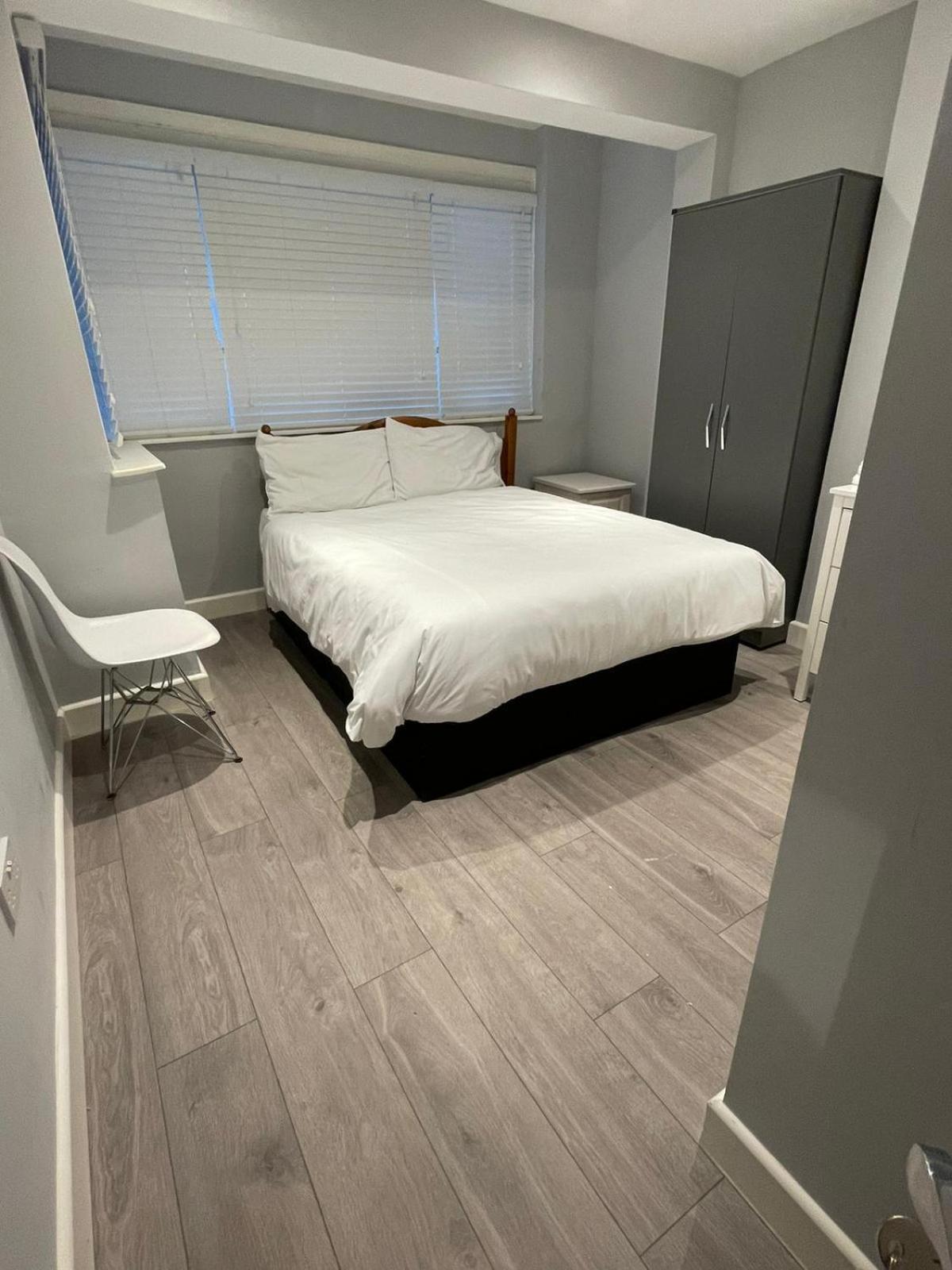 Vale Nky Apartment Rooms Londra Exterior foto