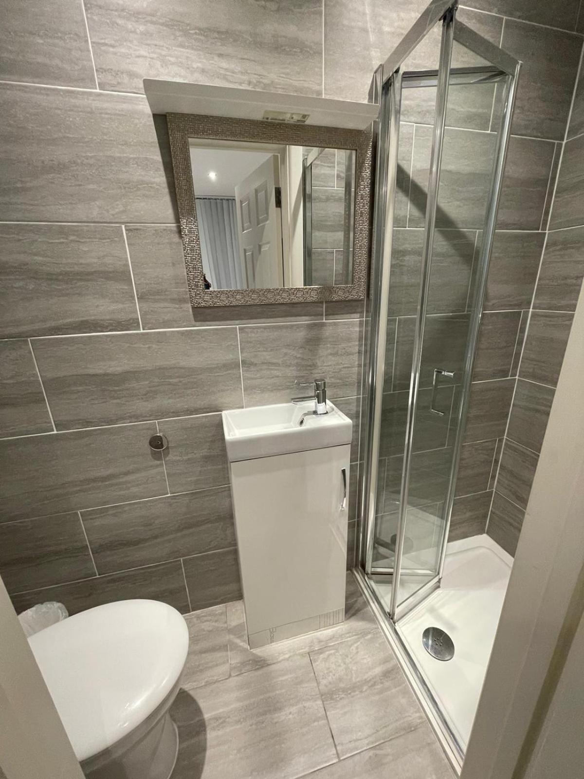 Vale Nky Apartment Rooms Londra Exterior foto