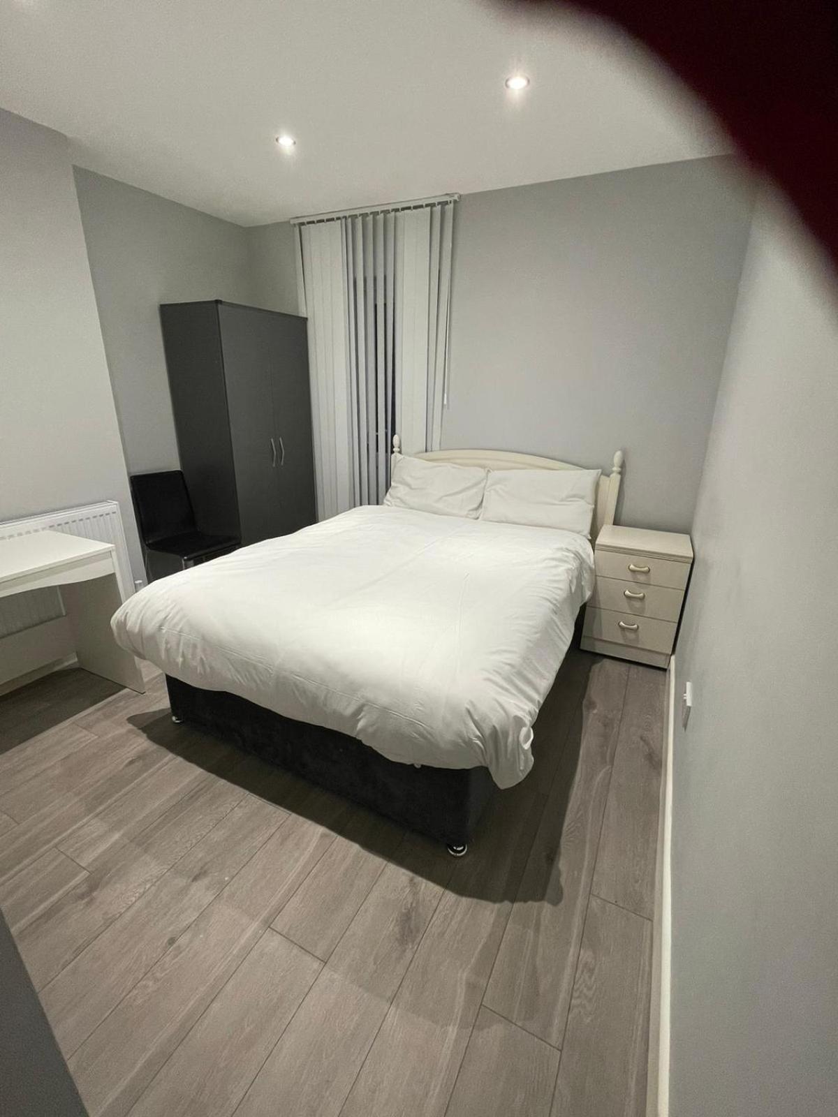Vale Nky Apartment Rooms Londra Exterior foto